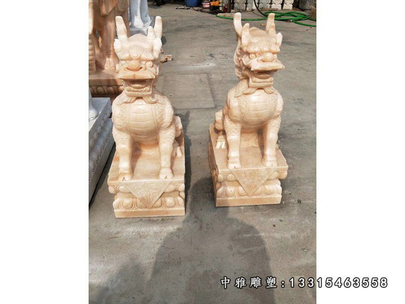 大理石招财纳福麒麟石雕