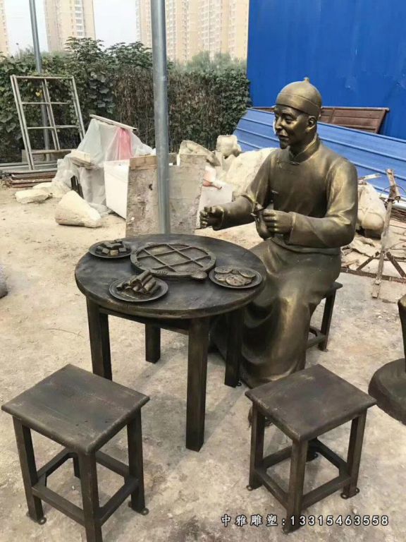 步行街吃饭人物铜雕