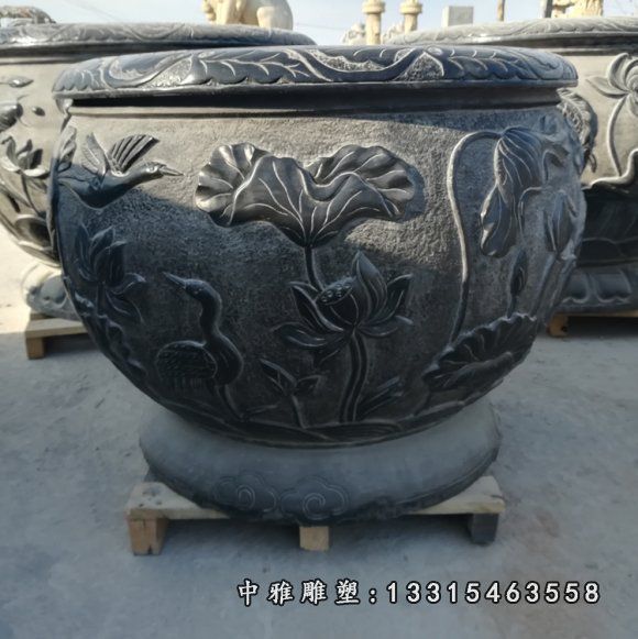 青石仿古浮雕水缸石雕