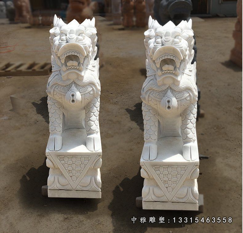 汉白玉麒麟，辟邪石雕