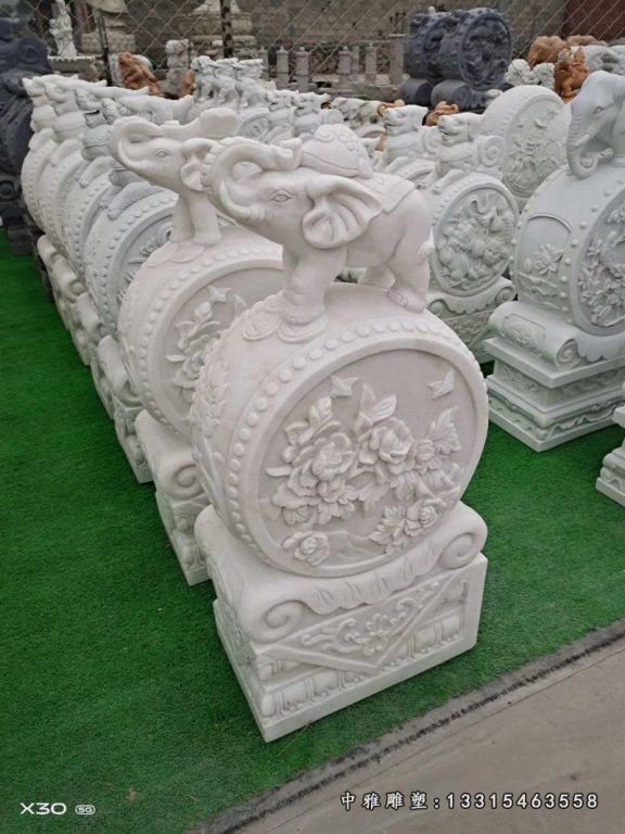 晚霞红大象门墩石雕