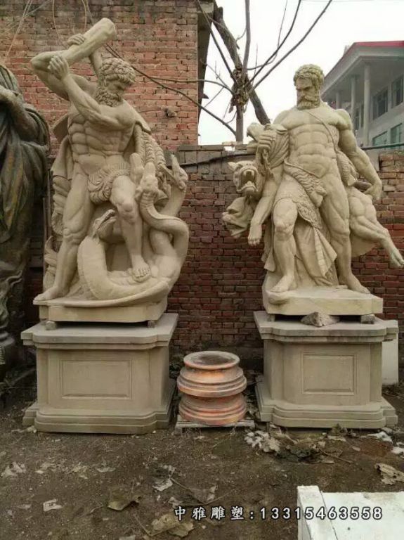 西方男人雕塑，广场人物石雕