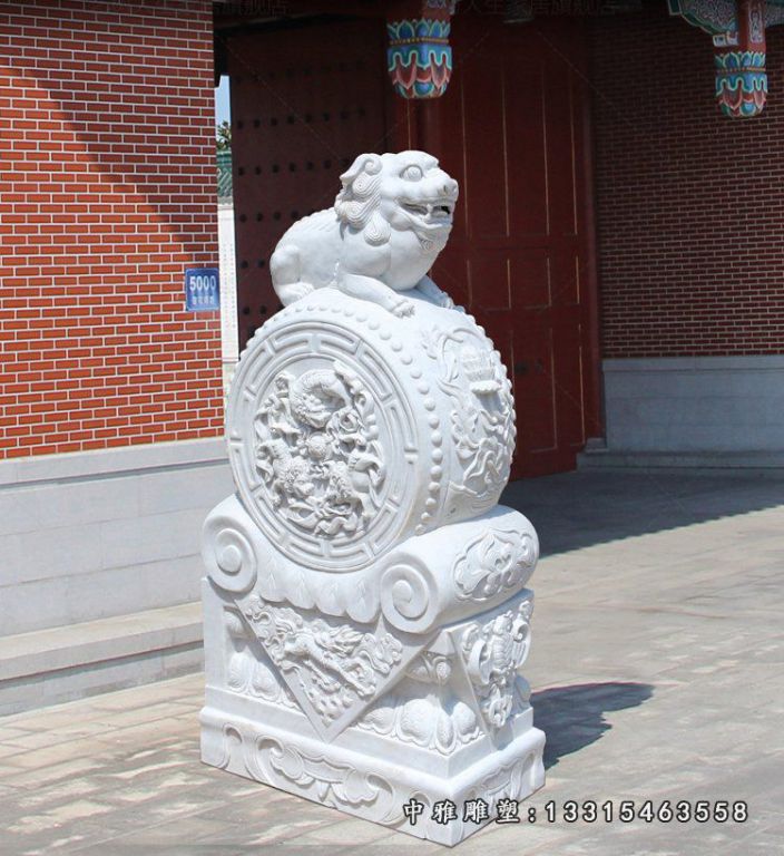 寺庙门口石门墩，汉白玉门墩
