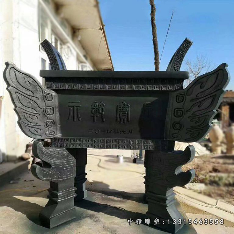 铸铜广场景观四方鼎