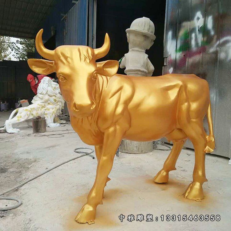 公园景观摆件，玻璃钢仿铜牛