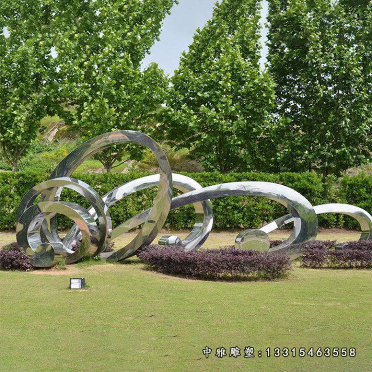 不锈钢镜面花环 公园景观雕塑