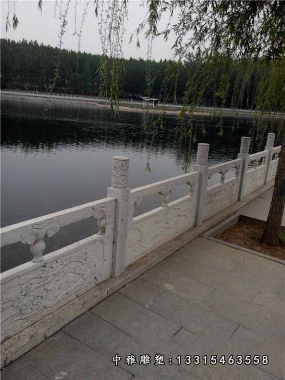 大理石河边栏板雕塑（1）