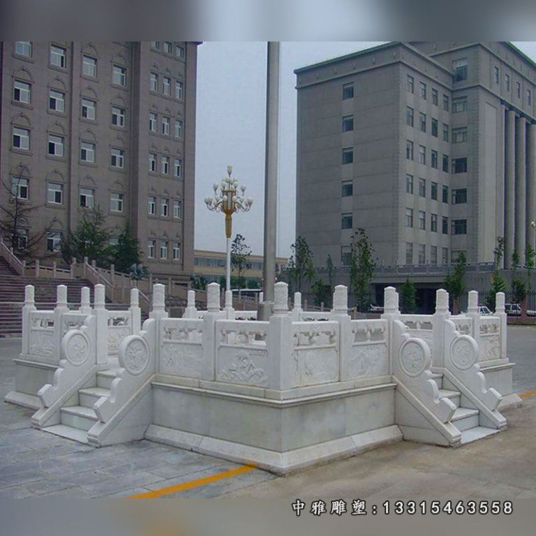 升旗台石雕，法院升旗台石雕 (2)