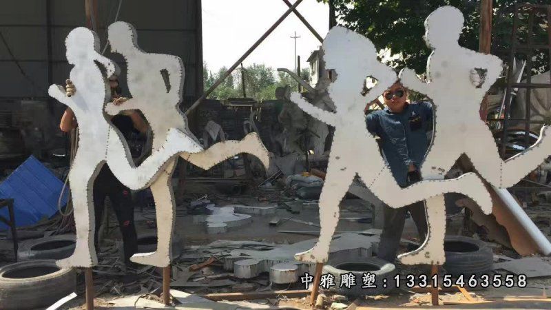 不锈钢跑步运动雕塑