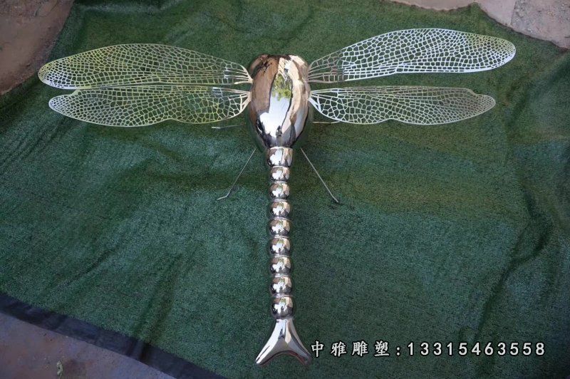不锈钢小型景观蜻蜓雕塑