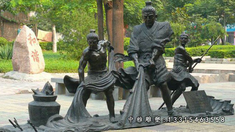 渔夫撒渔网铜雕