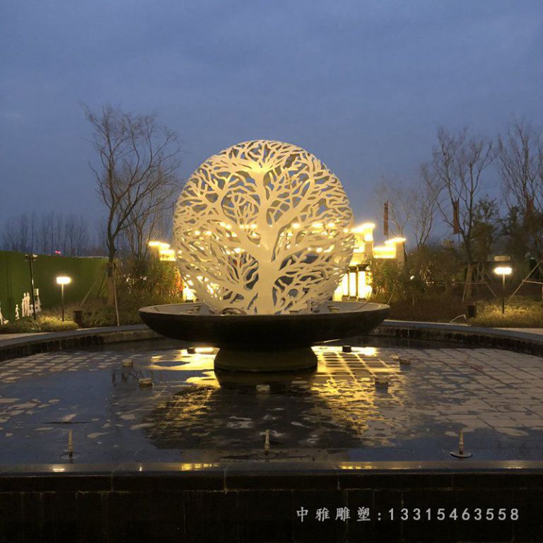 不锈钢镂空大树造型圆球雕塑