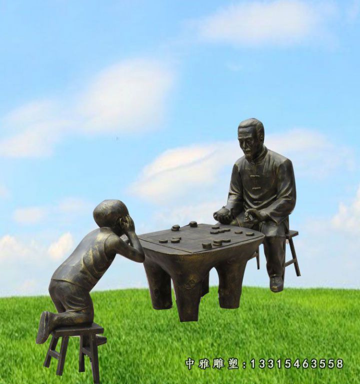 爷孙俩下棋雕塑，玻璃钢仿铜景观雕塑 (4)