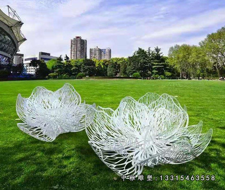 不锈钢园艺花朵镂空雕塑 (1)[1]