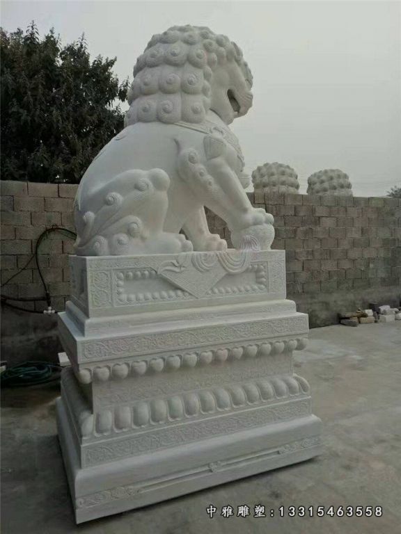 门口看门石狮子（1）