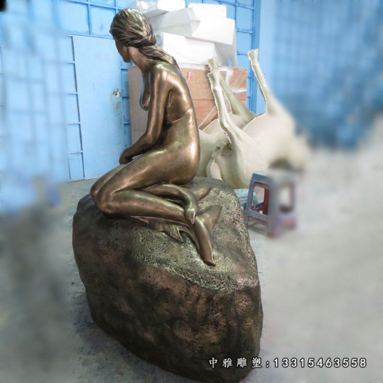 玻璃钢仿铜丹麦小美人鱼雕塑 西方景观雕塑 (6)