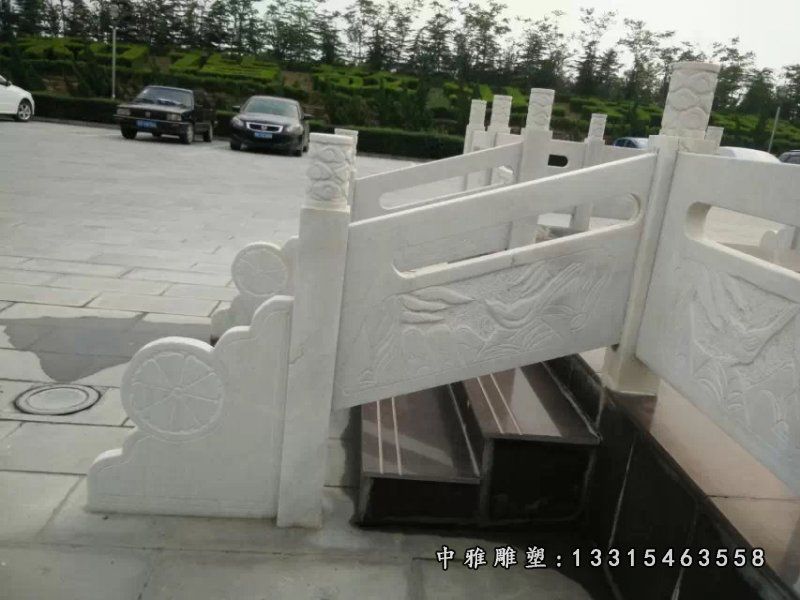升旗台石雕，石雕栏板 (3)