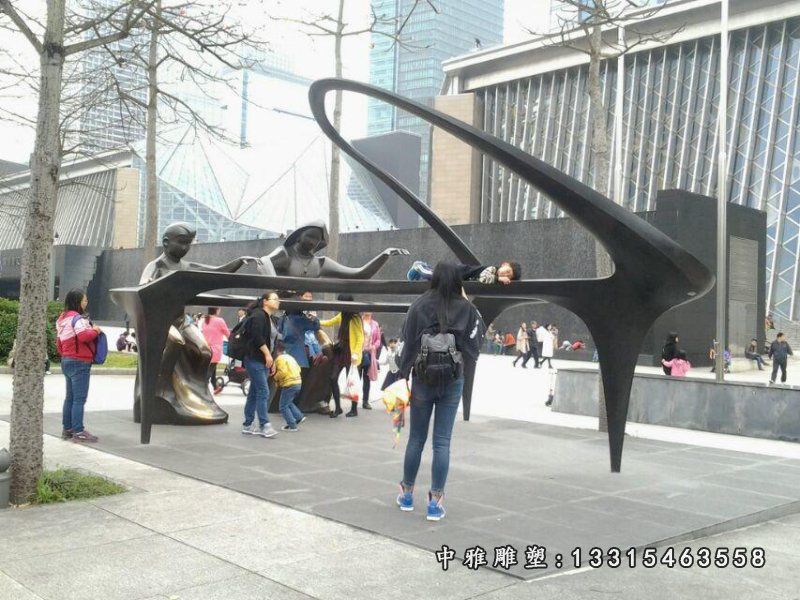 弹钢琴铜雕，广场抽象铜雕