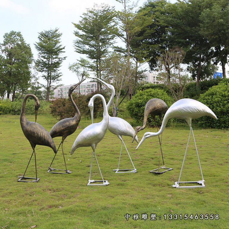 仿铜火烈鸟室外公园景观雕塑，玻璃钢仿铜动物雕塑 (2)
