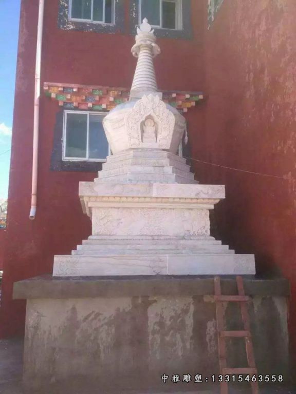 寺院石雕白塔雕塑