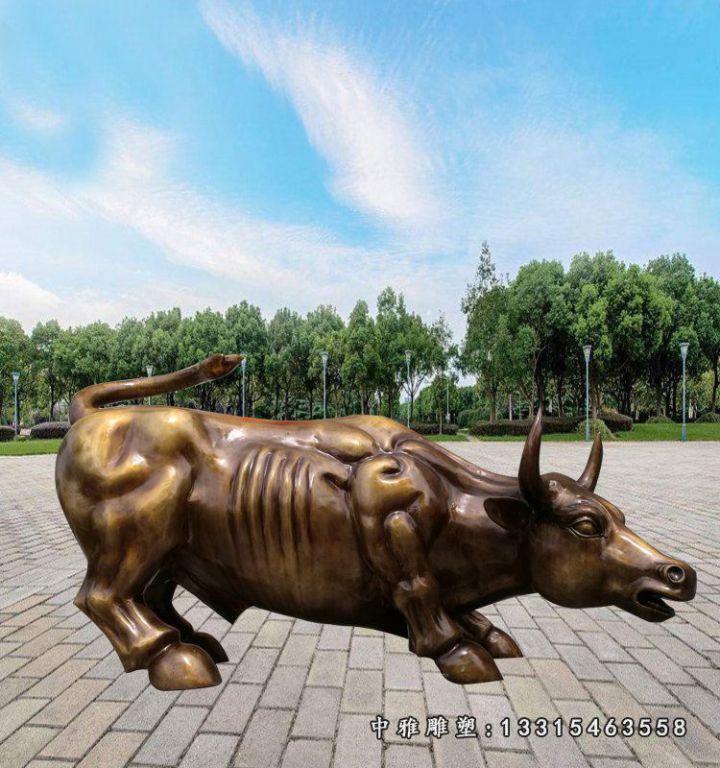 玻璃钢仿铜牛雕塑，公园景观雕塑
