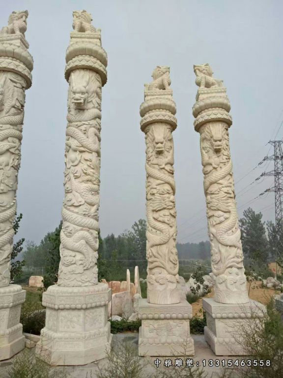 大型石雕景观龙柱