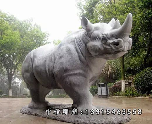 犀牛石雕，公园动物石雕