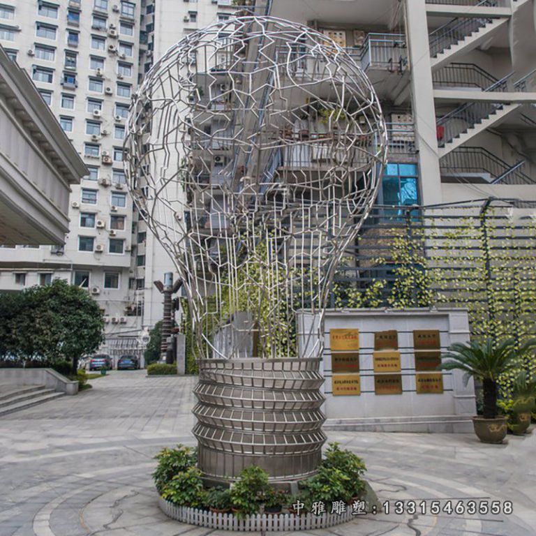 广场镂空灯泡不锈钢雕塑