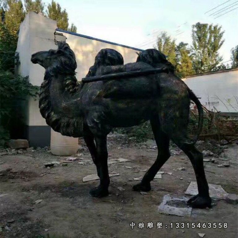 玻璃钢仿铜骆驼雕塑 公园仿古骆驼雕塑