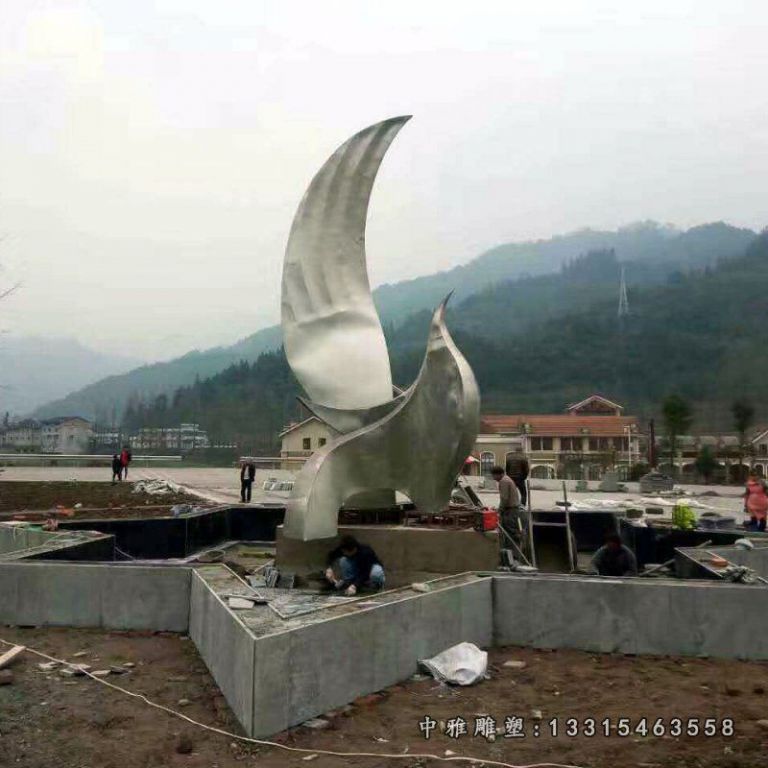 不锈钢大型翅膀装饰雕塑
