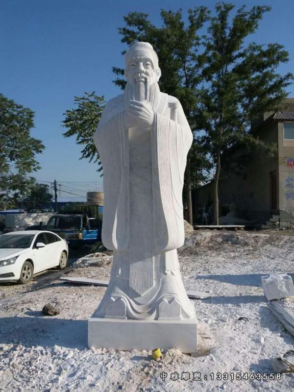 石雕孔子，校园石雕名人