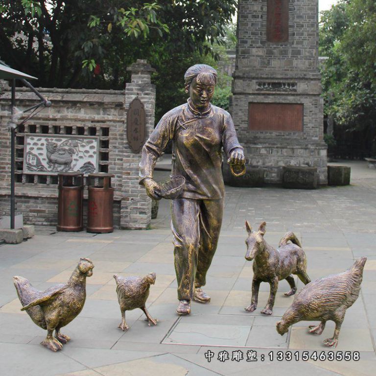 喂鸡人物铜雕 (2)