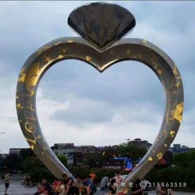 不锈钢钻石戒指 公园景观雕塑