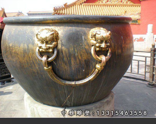 铜水缸，寺庙水缸雕塑 (1)