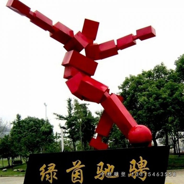 不锈钢广场踢足球人物雕塑