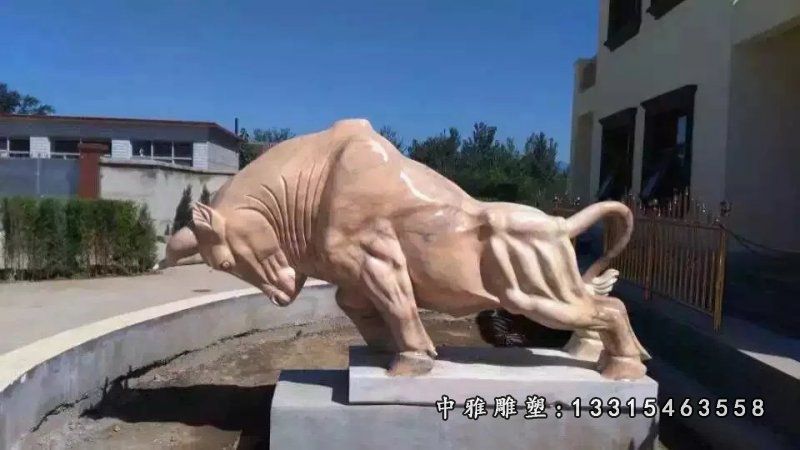 石雕开荒牛雕塑，拓荒牛石雕