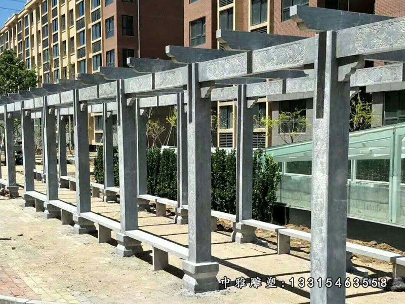 小区长廊石雕