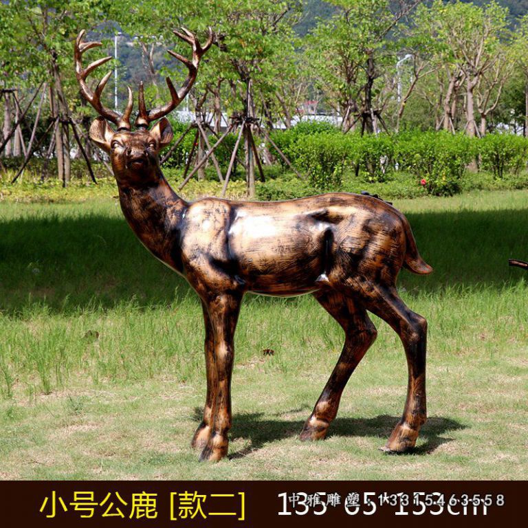 铜雕公园动物小鹿