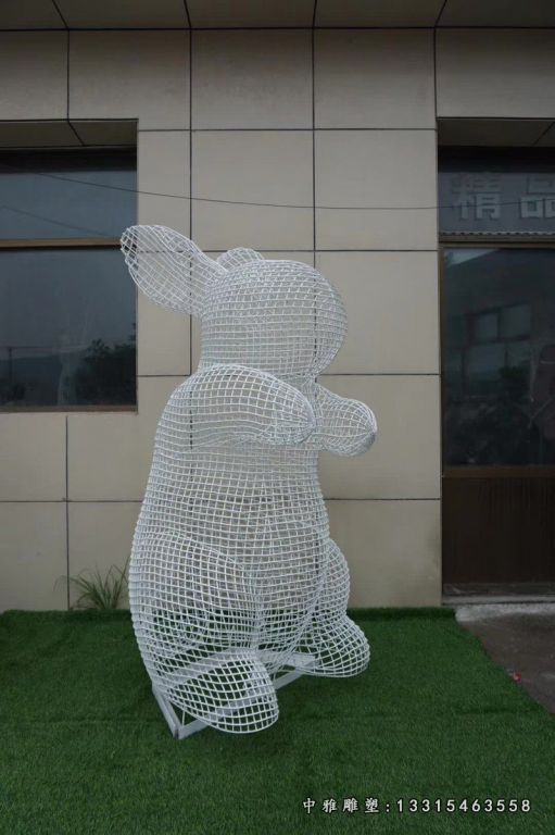 镂空不锈钢兔子雕塑 (2)