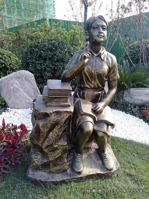 读书小女孩铜雕 (2)