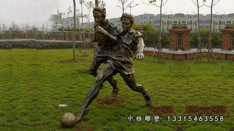公园铜雕踢足球人物雕像
