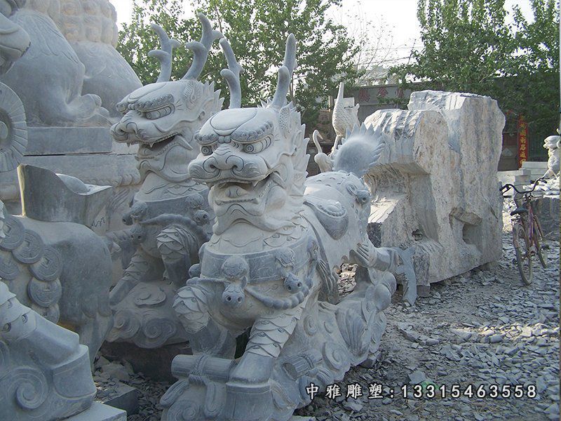 青石仿古麒麟石雕