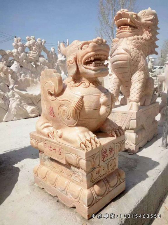 吉祥瑞兽石雕貔貅