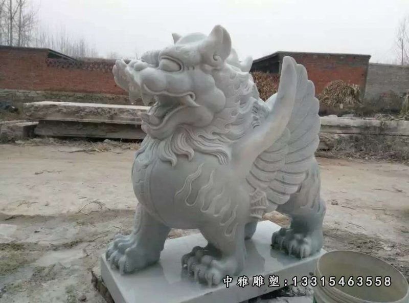 公园飞狮动物石雕
