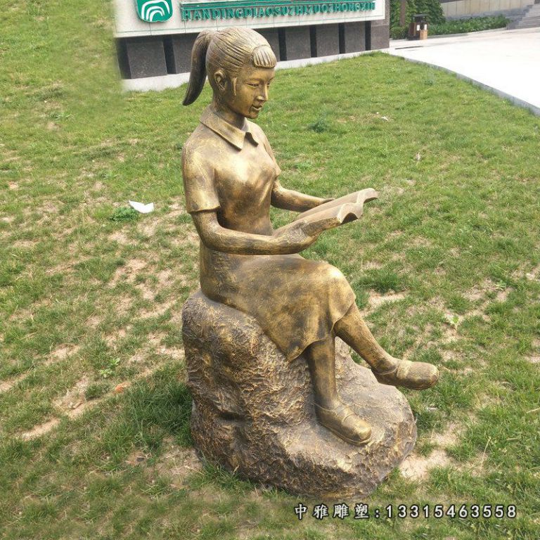 校园人物读书女孩铜雕 (2)