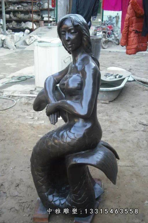 广场铜雕美人鱼雕像