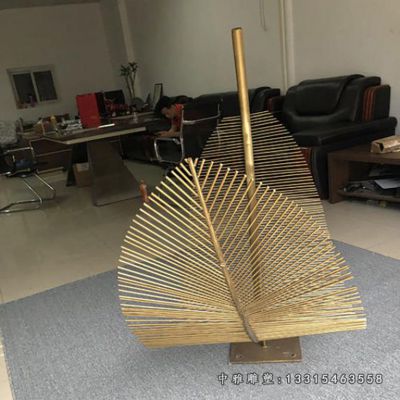 动物羽毛不锈钢雕塑
