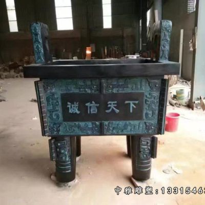 寺庙铜雕鼎景观