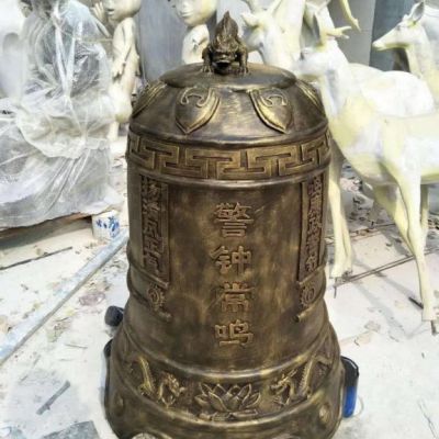 铜雕警钟长鸣钟