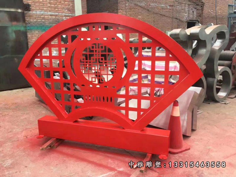 不锈钢烤漆扇形景观雕塑
